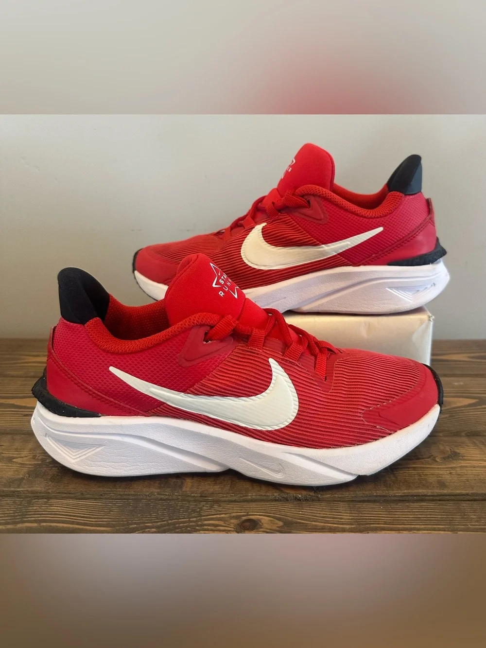 Nike Star Runner 4 SE University Red Shoes DX7615-600 Boys Youth 4Y